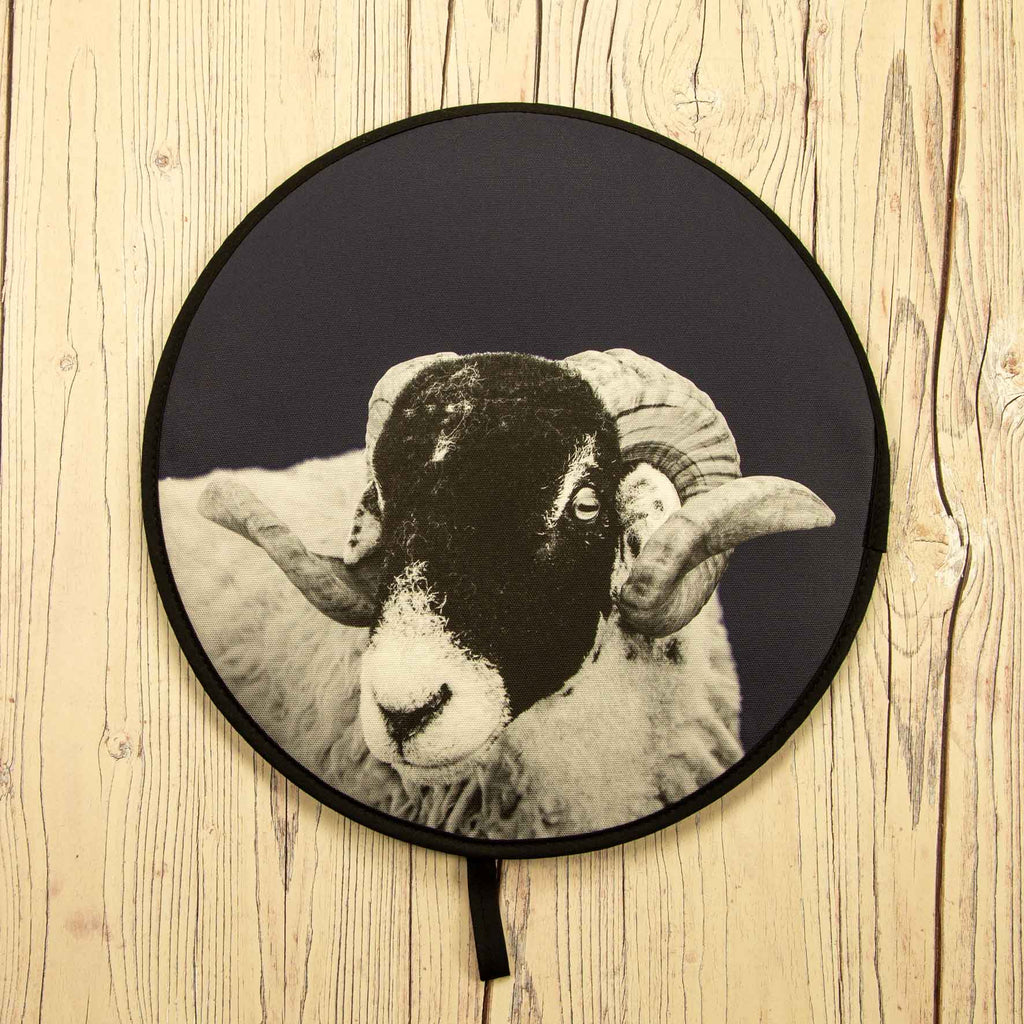 Sheep Chefs Pad for Aga Cooker - Blackberry