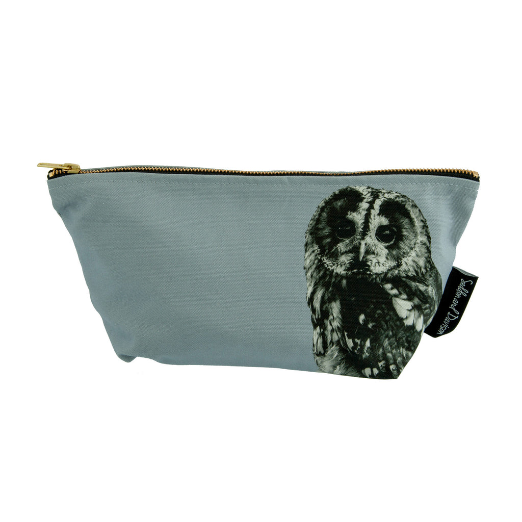 Tawny Owl Wash Bag - Pale Grey