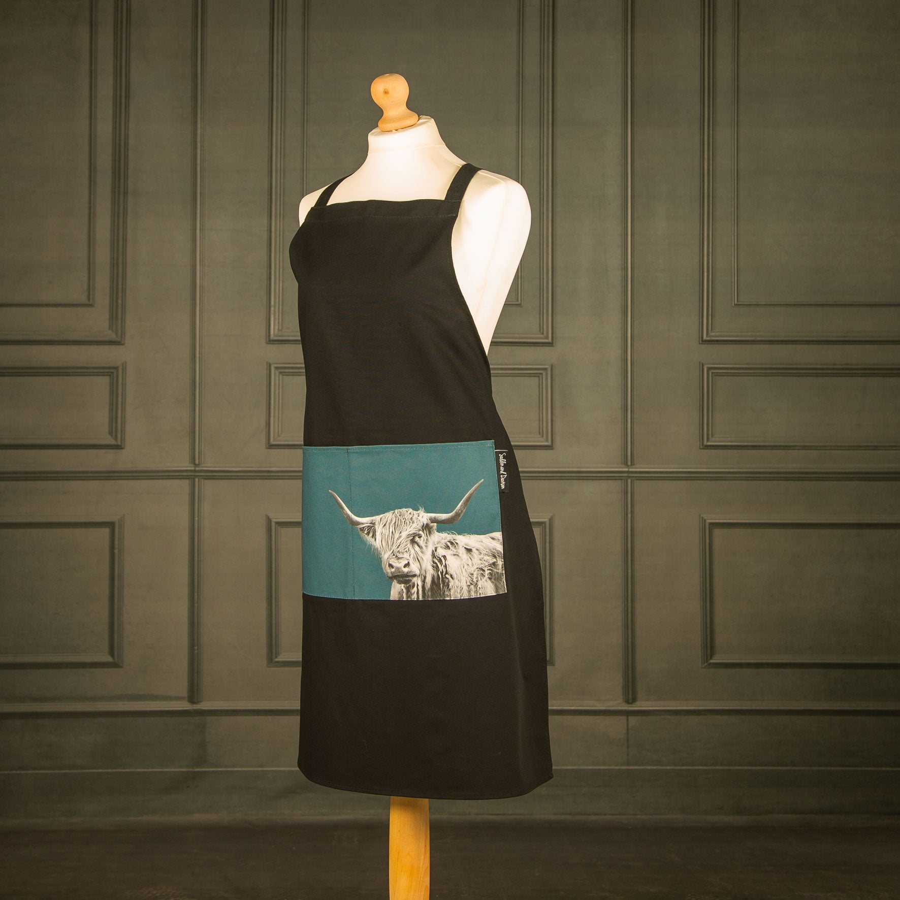 Highland Cow Apron - Teal Green