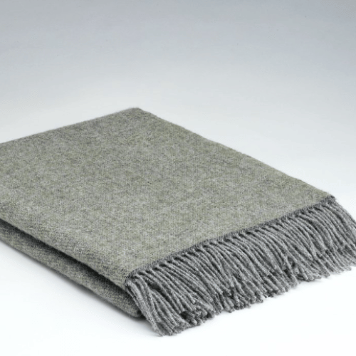 McNutt Cosy Meadow Pure Wool Throw