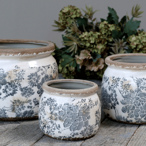 Melun Planter with French Rustic Design