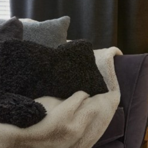 Oblong Cushion - Curly - Black - Faux Fur