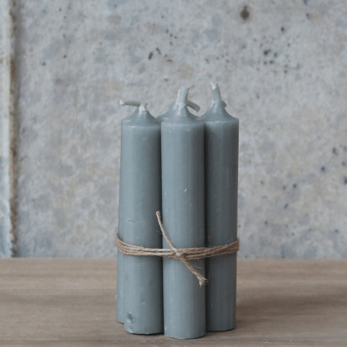 Short Dinner Candle in Pale Grey