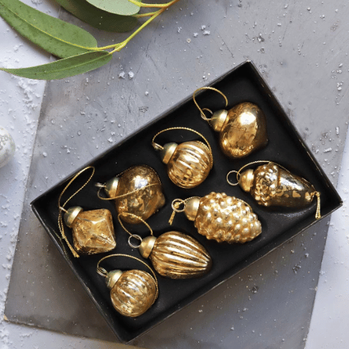 Small gold vintage baubles - set of 8