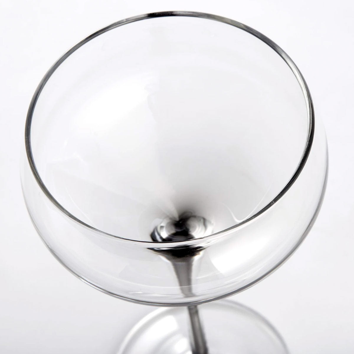 Smoked Cocktail Glass - close up of rim