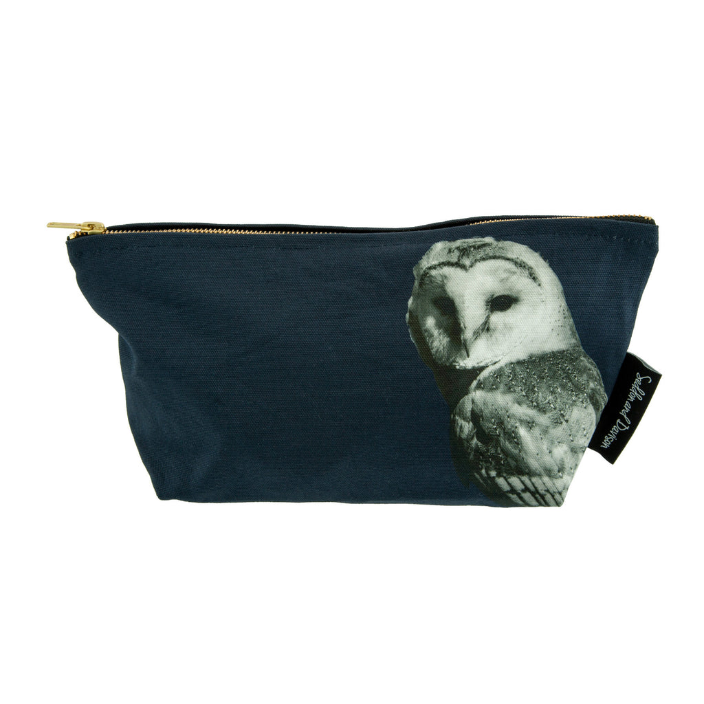 Barn Owl Wash Bag - Blackberry